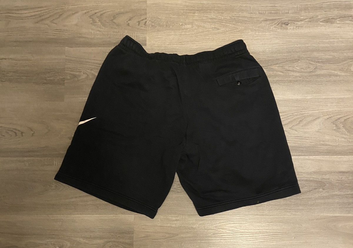 Nike Nike Casual Sweat Shorts Size US 36 / EU 52 - 3 Thumbnail