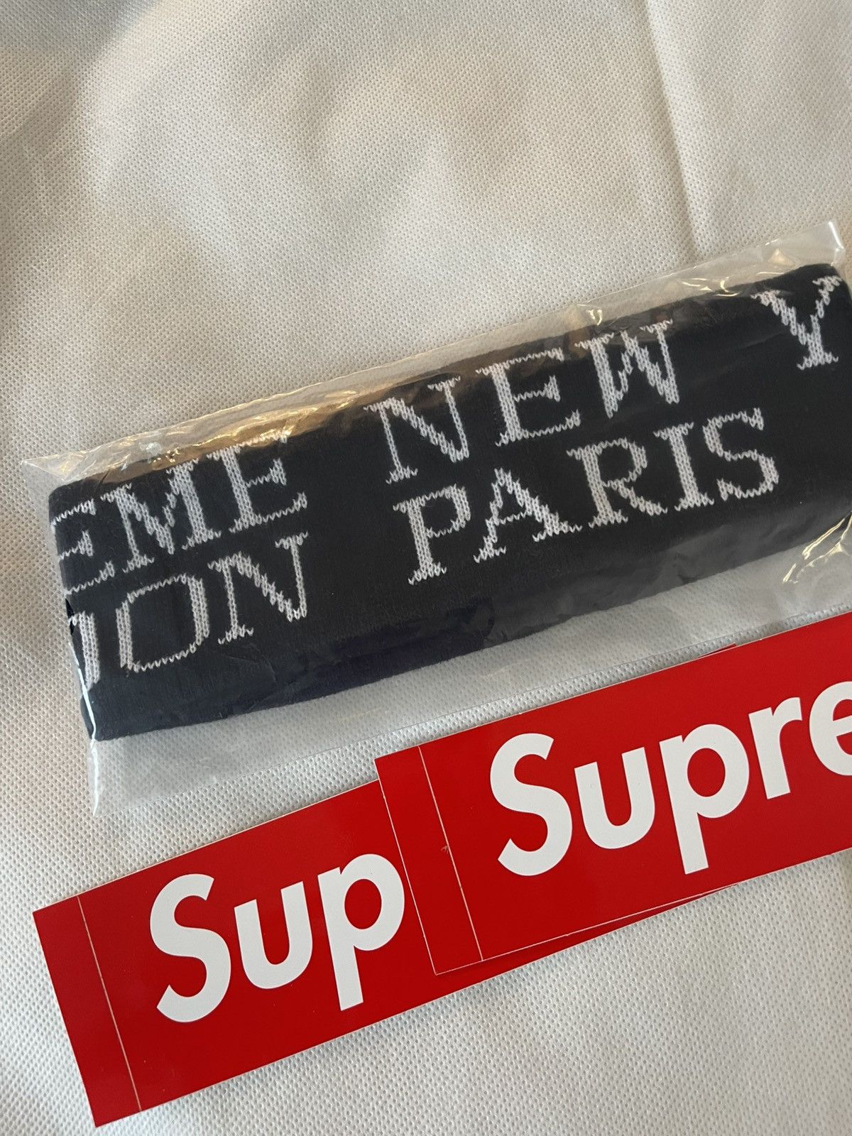 Supreme SUPREME International Headband NWT Size ONE SIZE - 1 Thumbnail