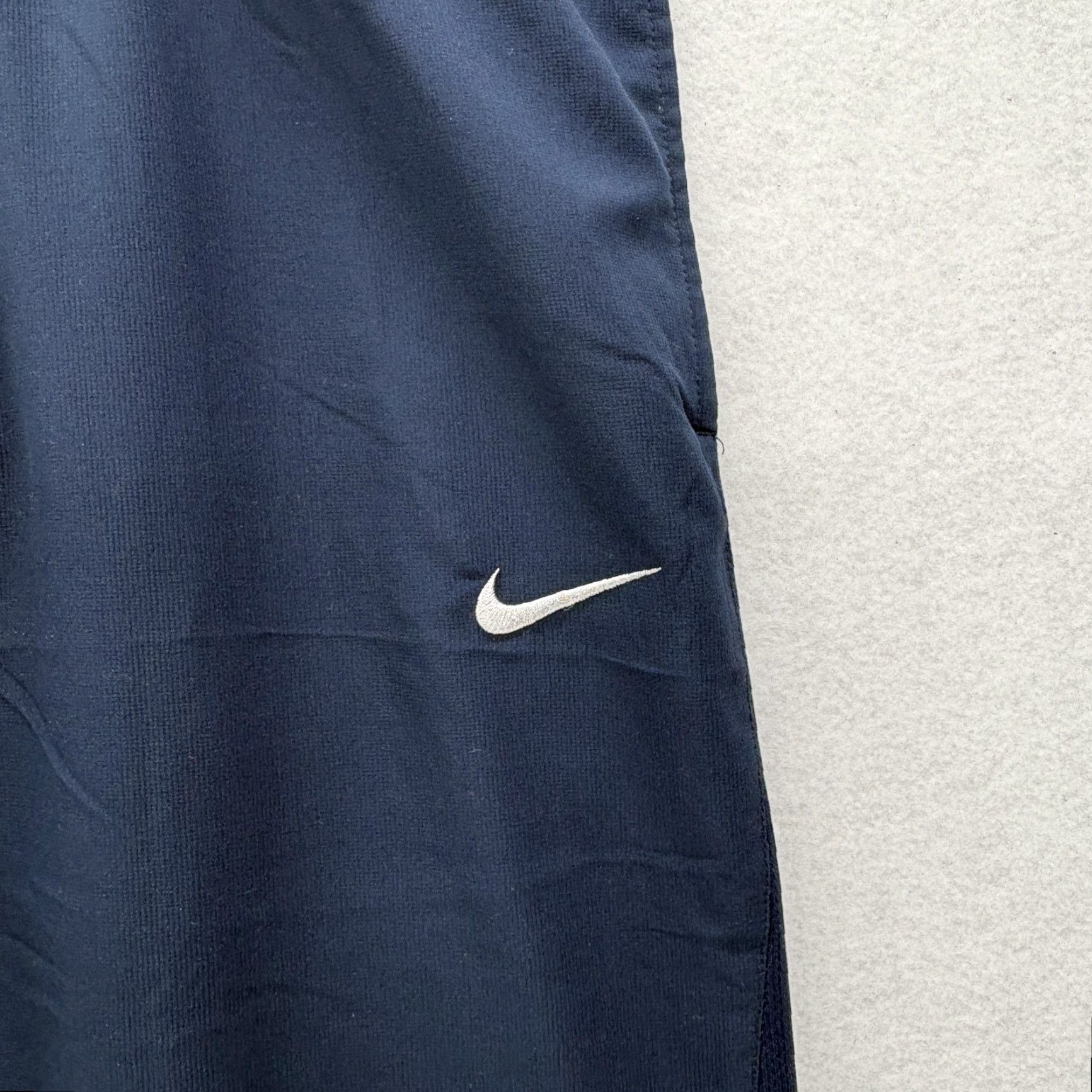 Nike VINTAGE Nike Woven Track Pants Mens 2XL Blue NikeFIT Relaxed Athletic Training Pants Size US 39 - 3 Thumbnail