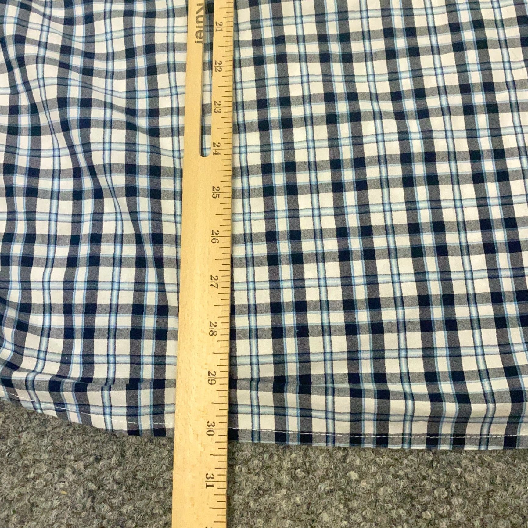 Wrangler Wrangler Shirt 2XL Men Blue Plaid Button-Up Short Sleeve Wrinkle Resistant Wrangler Mens Shirt 2XL Blue Plaid Button-Up Short Sleeve Wrinkle Resistant Size US XXL / EU 58 / 5 - 7 Thumbnail