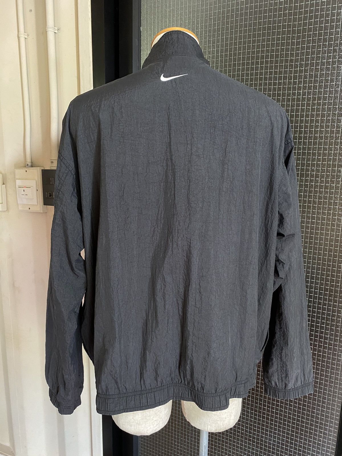 Nike Nike Track Jacket Windbreaker Size US XL / EU 56 / 4 - 17 Thumbnail