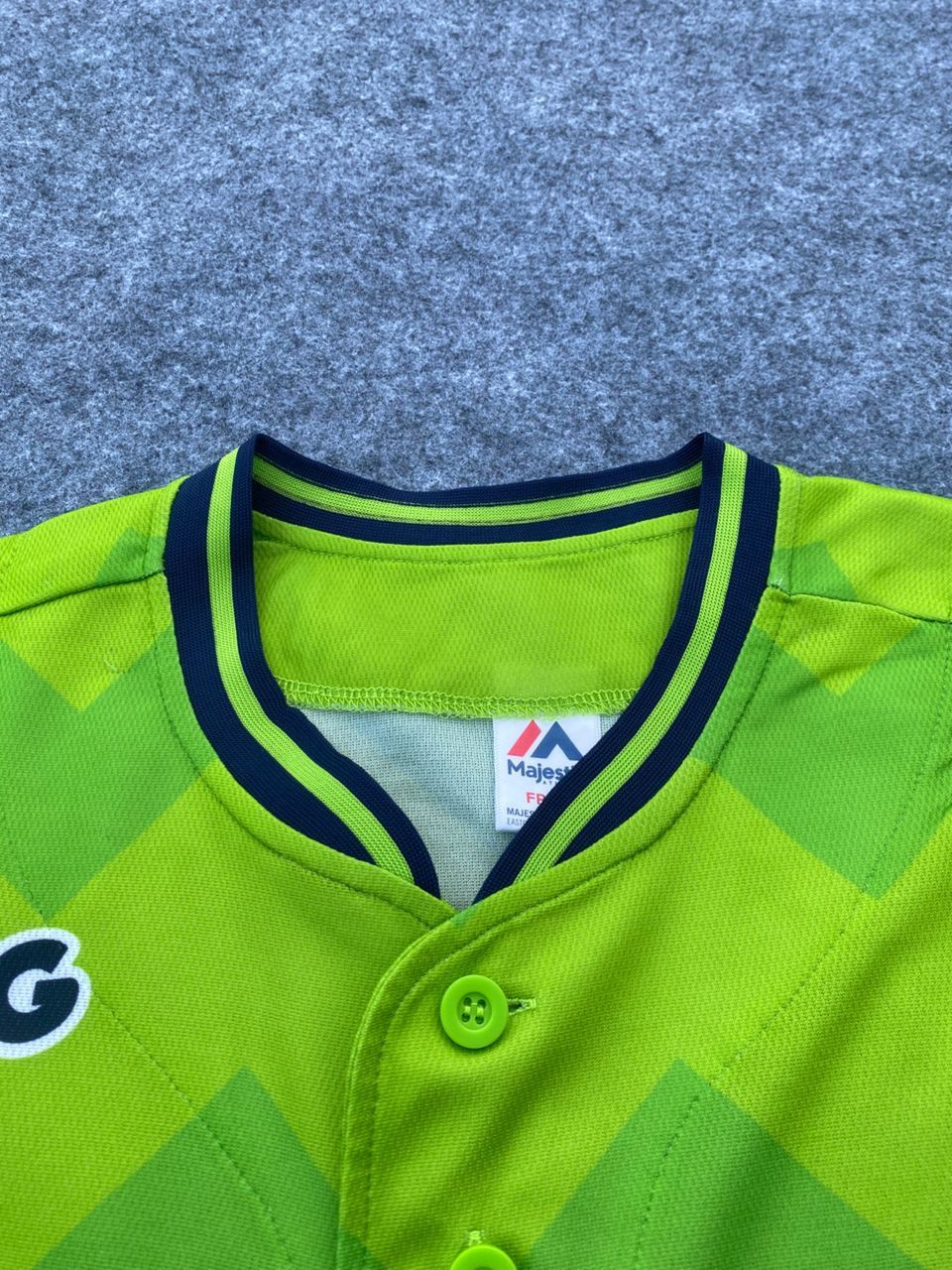 Majestic Vintage Majestic Tokyo Yakult Swallows Baseball Jersey Size US L / EU 52-54 / 3 - 5 Thumbnail