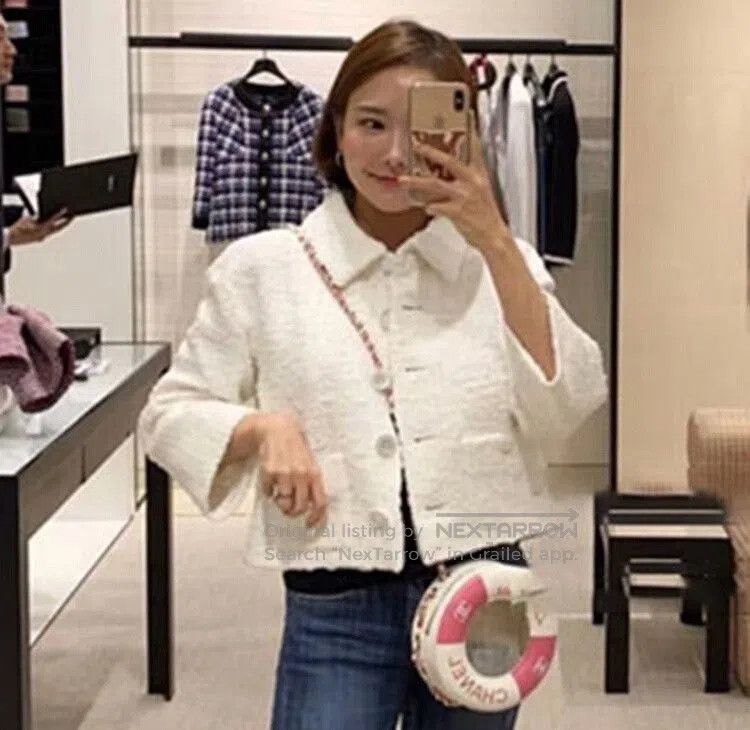 Chanel Chanel Cruise White Short Coat. Size S / US 4 / IT 40 - 6 Thumbnail
