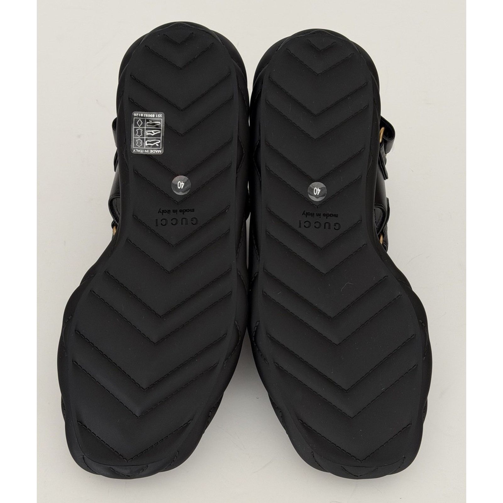Gucci Gucci GG Quilted Open Toe Black Leather Sandals 10 US 776936 Size US 10 / IT 40 - 13 Thumbnail