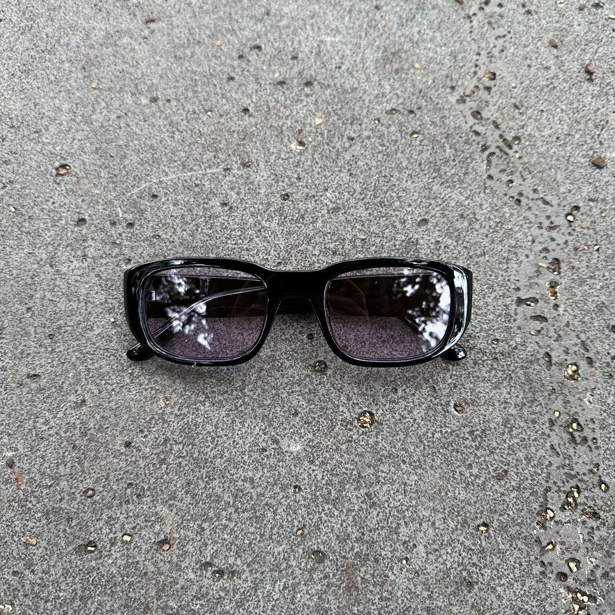 Other SUNGLASSES BRAND NEW CLASSIC RETRO VINTAGE QZ3806-01 Size ONE SIZE - 1 Thumbnail