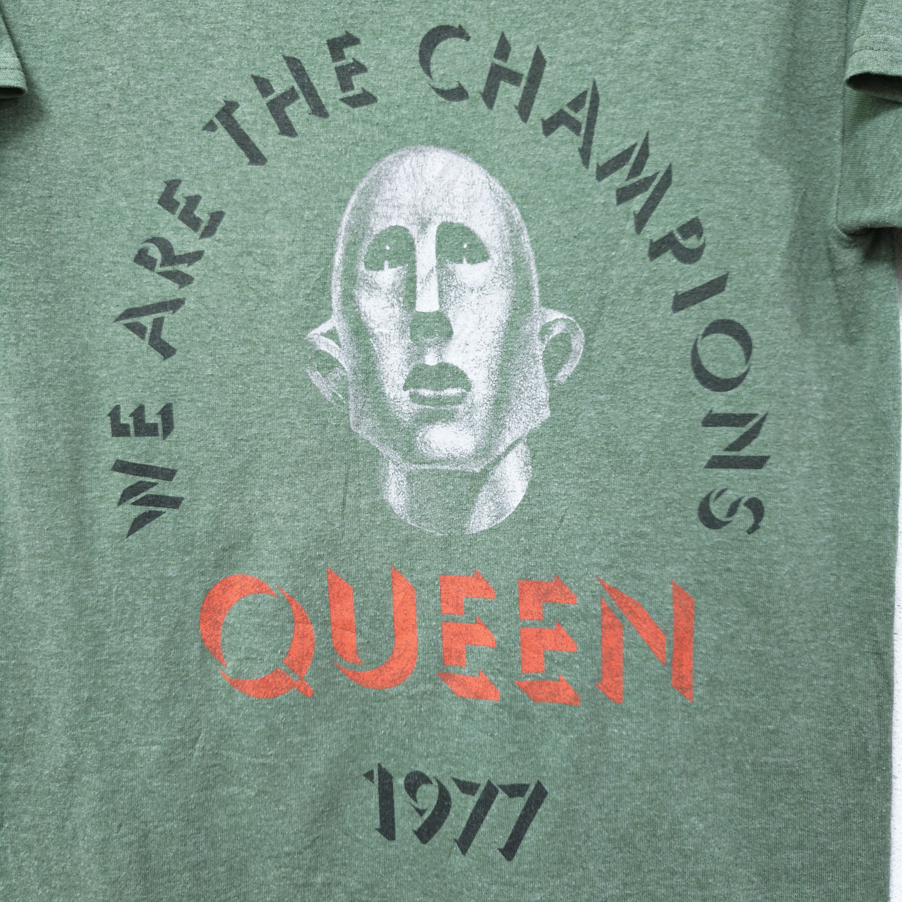 Band Tees Queen "We Are The Champions 1977" Band Tees Size US S / EU 44-46 / 1 - 5 Thumbnail