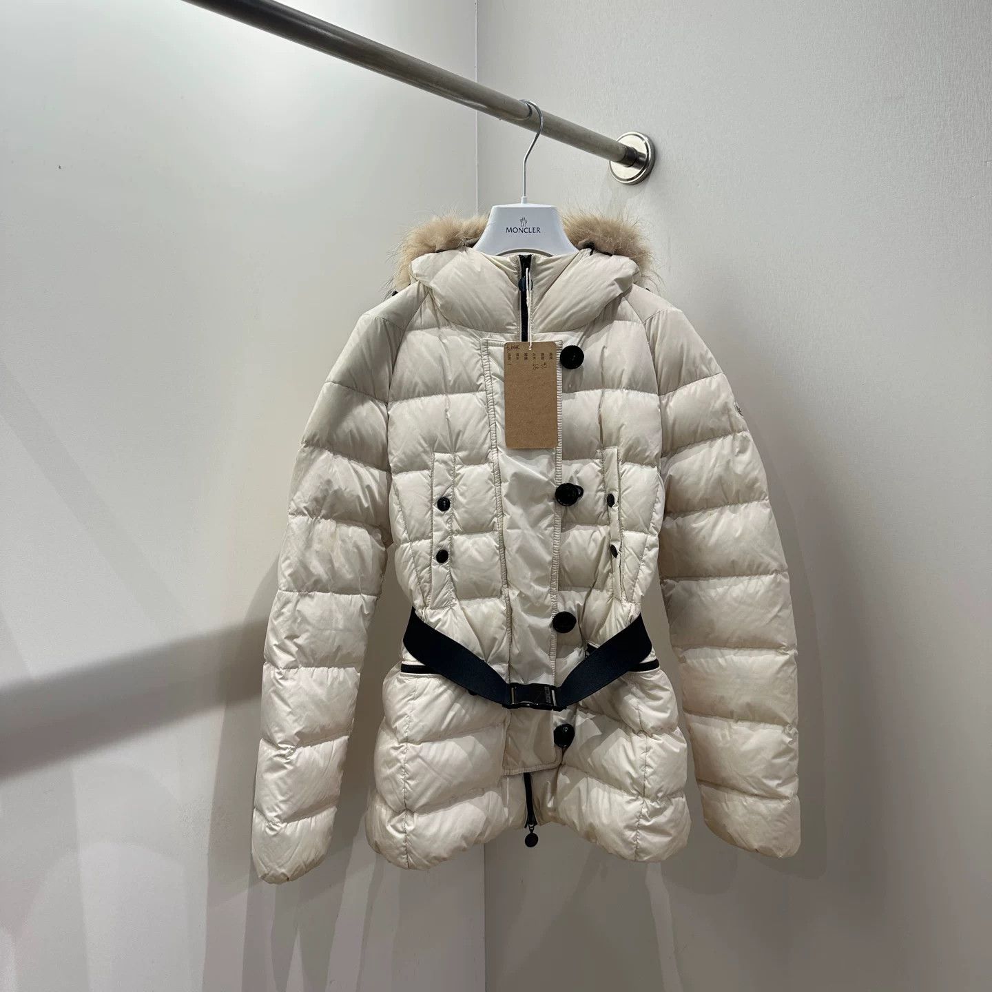 Moncler Moncler Retro Down Belt S Women Size S / US 4 / IT 40 - 1 Thumbnail