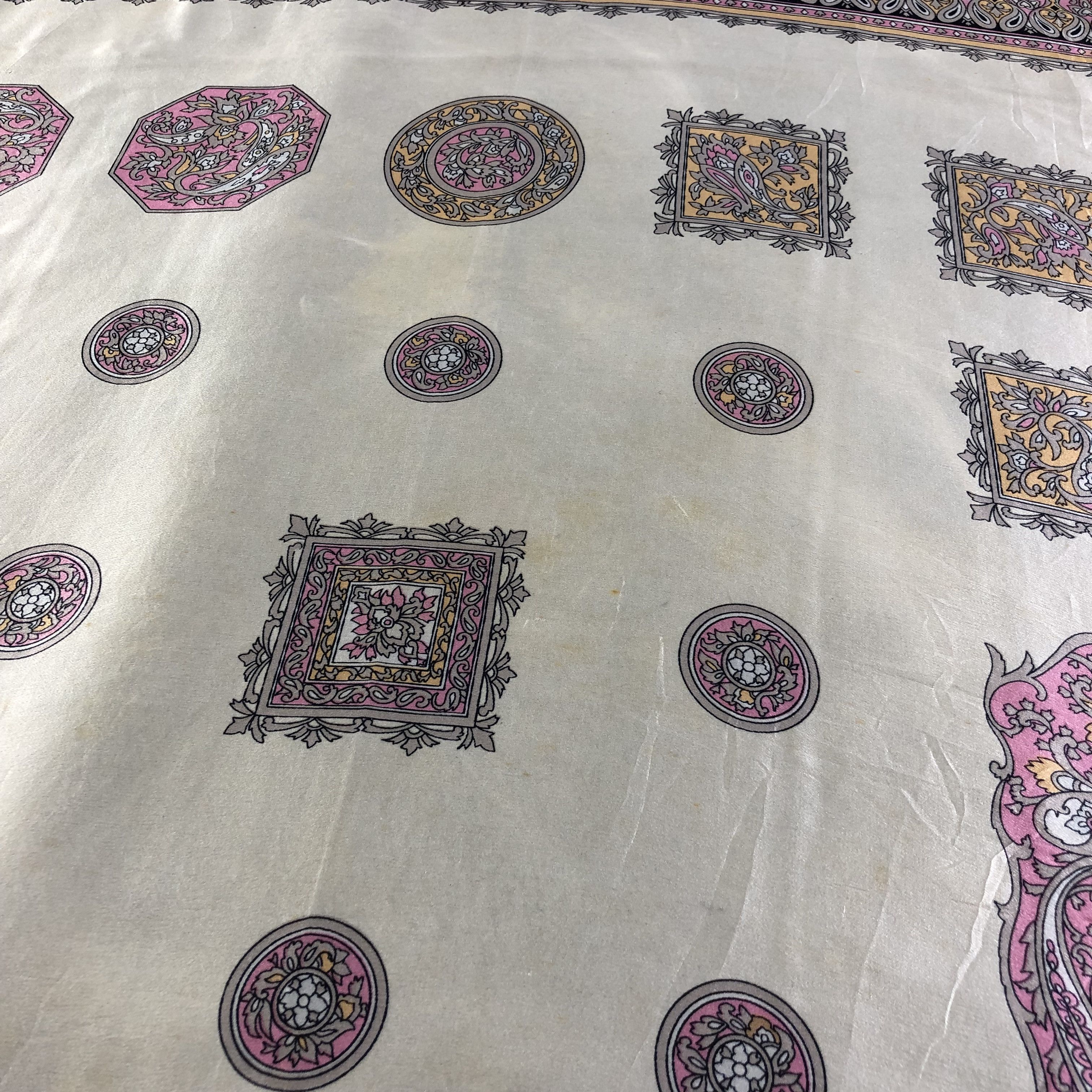 Vintage Vintage Luxury Design Hand Rolled Silk Scarf M410 Size ONE SIZE - 7 Thumbnail