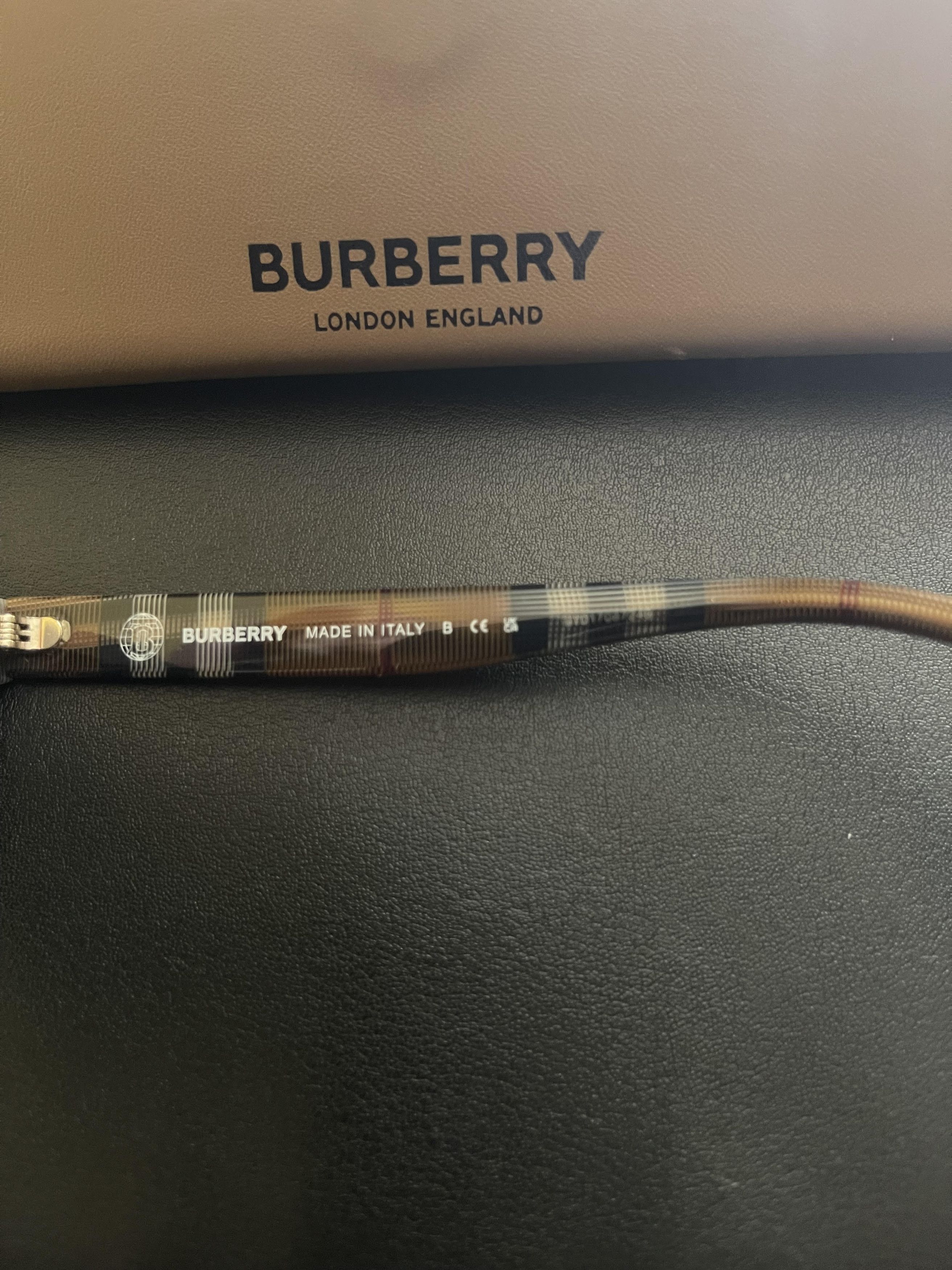 Burberry Burberry Cooper Sunglasses (BE4392U) Size ONE SIZE - 5 Thumbnail