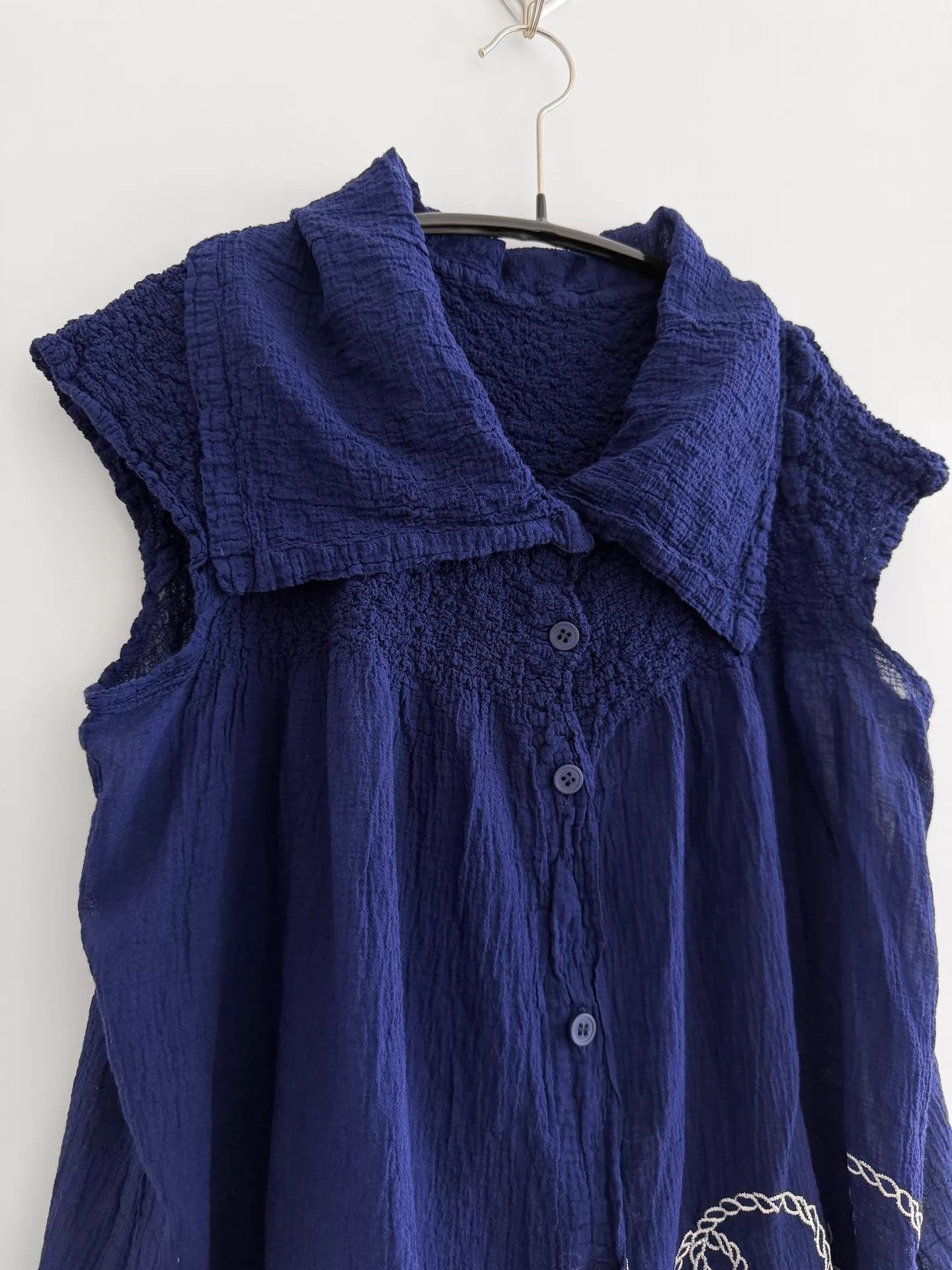 Issey Miyake Issey Miyake Deep Blue Pleated Embroidered Loose Skirt Top Size ONE SIZE - 2 Thumbnail