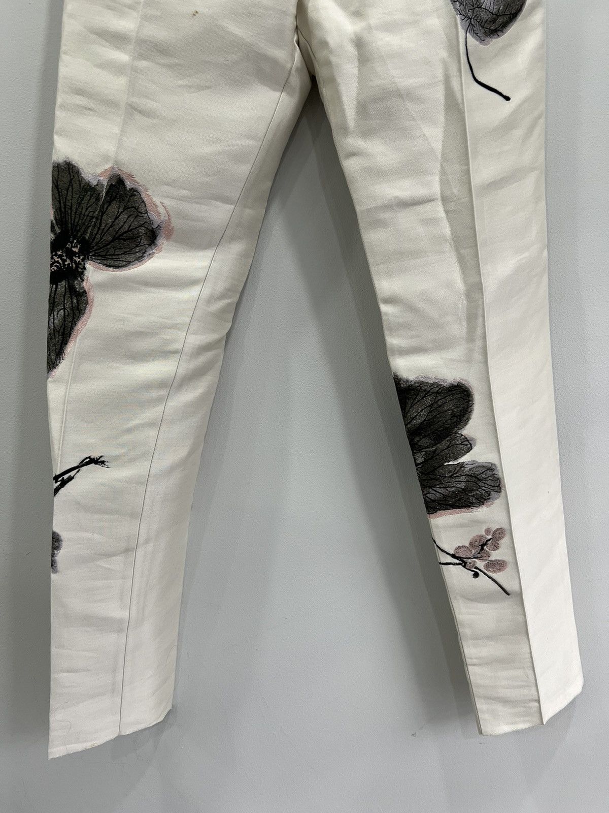 Alexander McQueen ALEXANDER MCQUEEN CAMO INK FLORAL JACQUARD TROUSERS PANTS Size US 32 / EU 48 - 4 Thumbnail