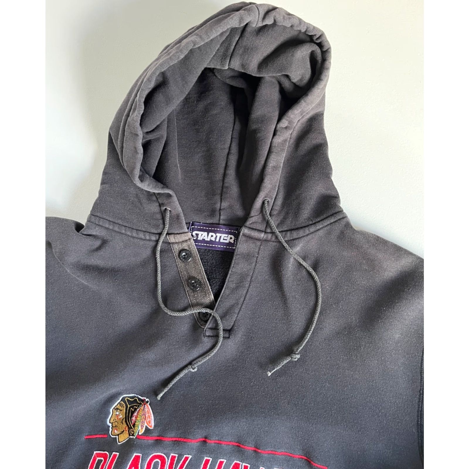 Starter Starter Chicago Blackhawks Men’s Vintage Hoodie XS? XL Size US XL / EU 56 / 4 - 6 Thumbnail