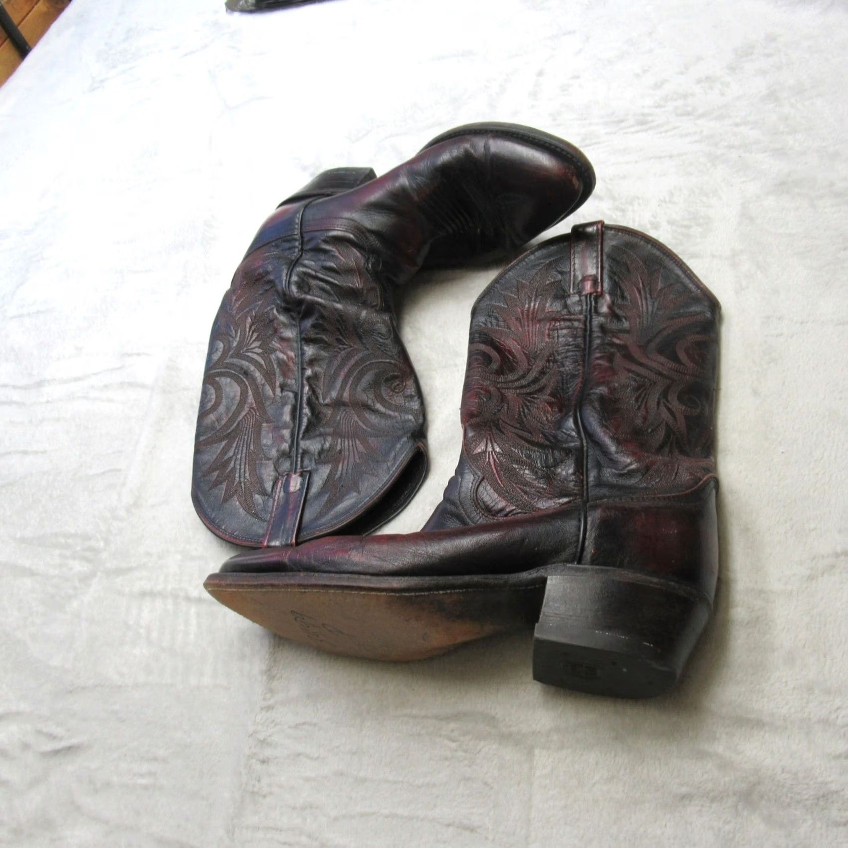 Vintage Dan Post Mens 10 D Burgundy Black Western Cowboy Boots USA Leather Vintage Dan Post El Paso Black and Red Leather Western  main image 3
