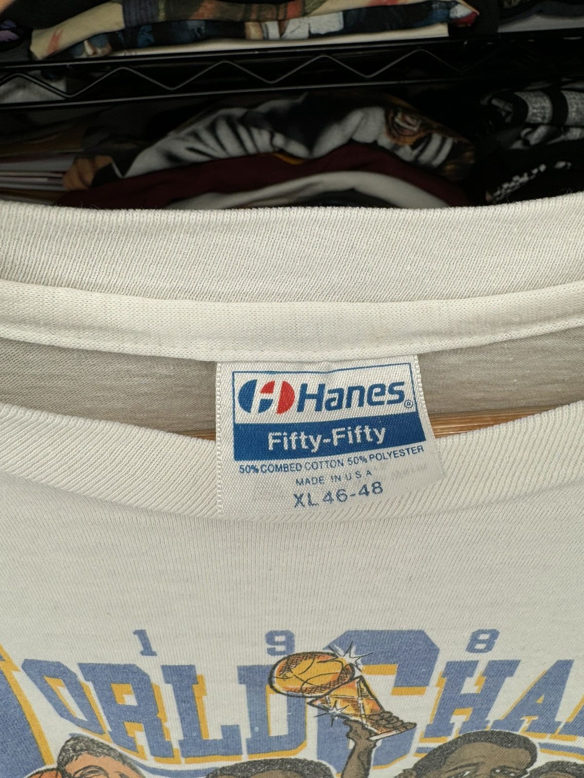 Hanes × NBA × Vintage Vintage 87 Los Angeles Lakers World Champions Caricature Tee Size US XL / EU 56 / 4 - 4 Thumbnail