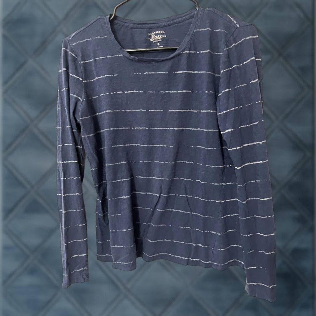 Vintage G.H. Bass & Co. Striped Casual Long Sleeve Tee Navy Blue Size Small 100% Cotton Womens Size S / US 4 / IT 40 - 1 Thumbnail