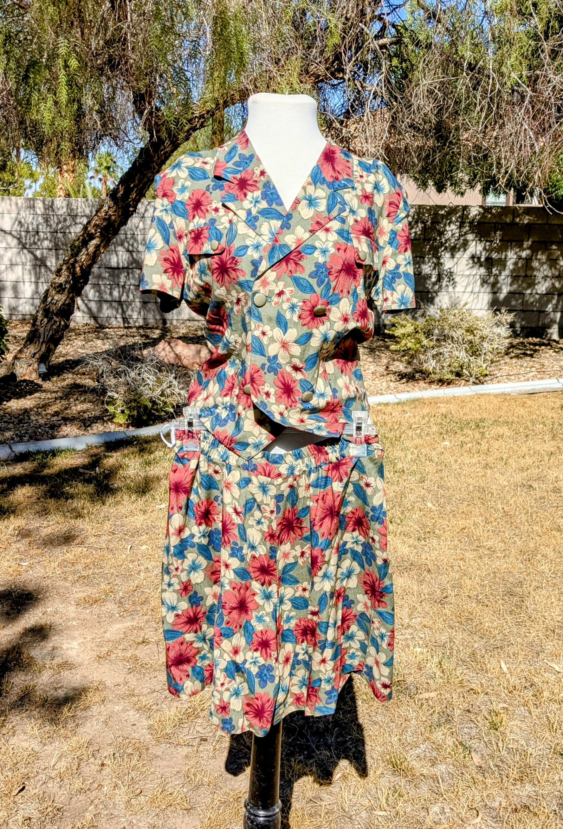 Vintage Gresom Grace of Bearings Petite Double-Breasted Blouse Dress Size M / US 6-8 / IT 42-44 - 1 Thumbnail