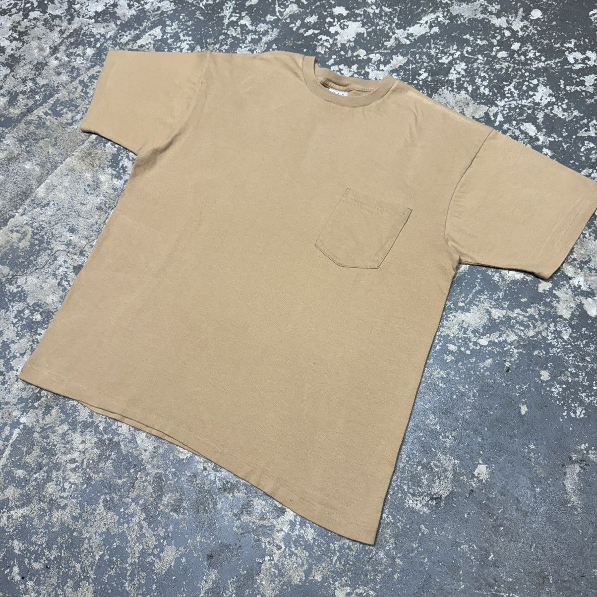 Unsound Rags Vintage Gap Tan Blank 90s Single Stitch Pocket Tshirt Size US M / EU 48-50 / 2 - 2 Thumbnail