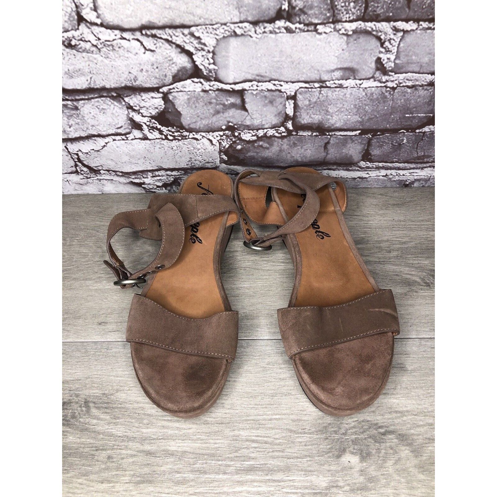 Free People Free People Plum Taupe Suede Platform Ankle Strap Sandals Wo Size US 8 / IT 38 - 8 Thumbnail