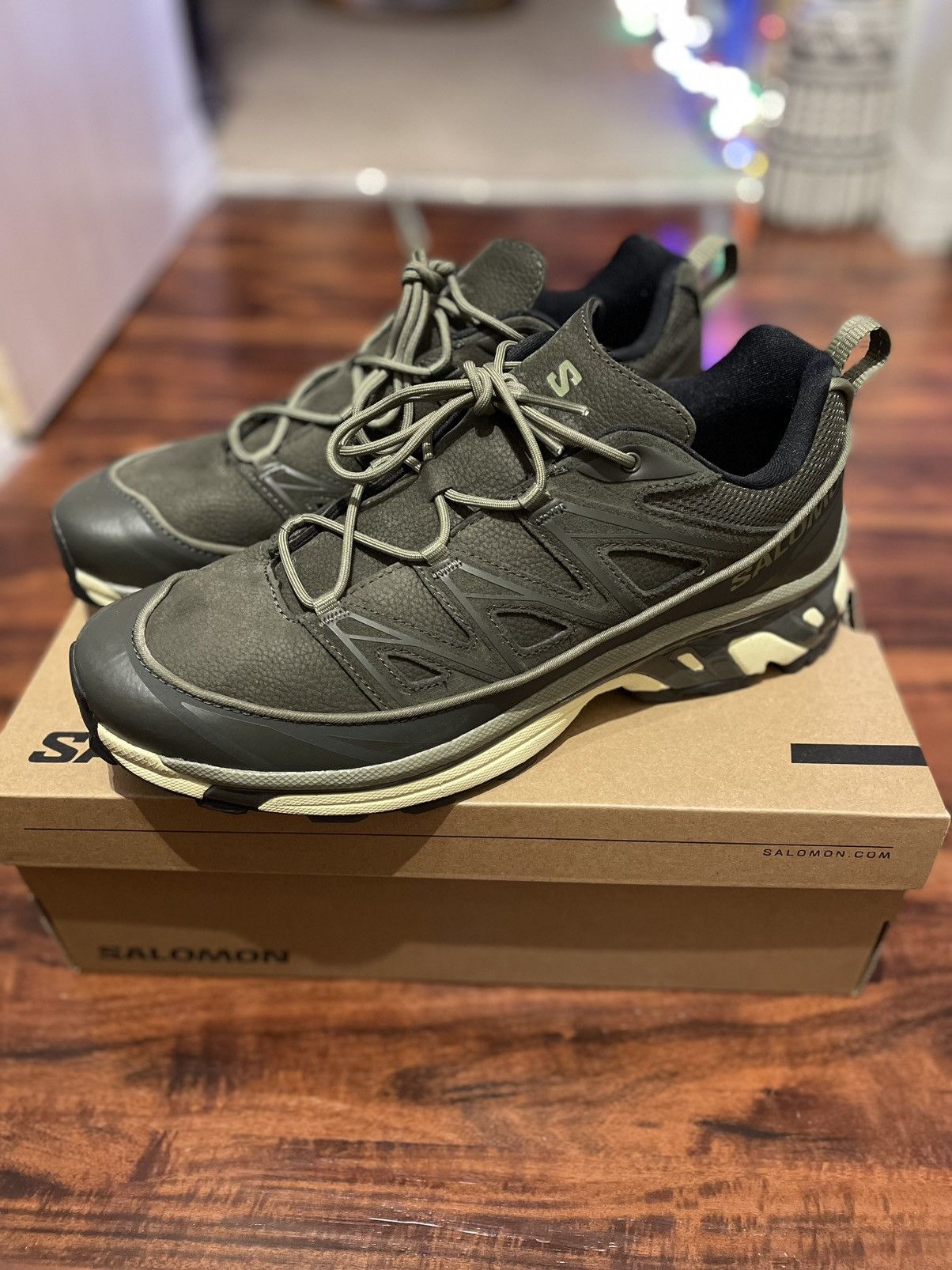 Salomon XT-6 Expanse Leather Deep Lichen Green Size US 11 / EU 44 - 1 Thumbnail