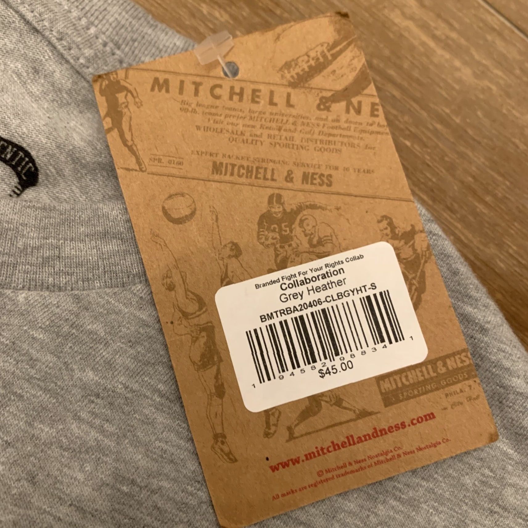 Mitchell & Ness MITCHELL & NESS Fight For Your Rights T-Shirt Adult Small Gray Social Justice Mens NWT Size US S / EU 44-46 / 1 - 4 Thumbnail