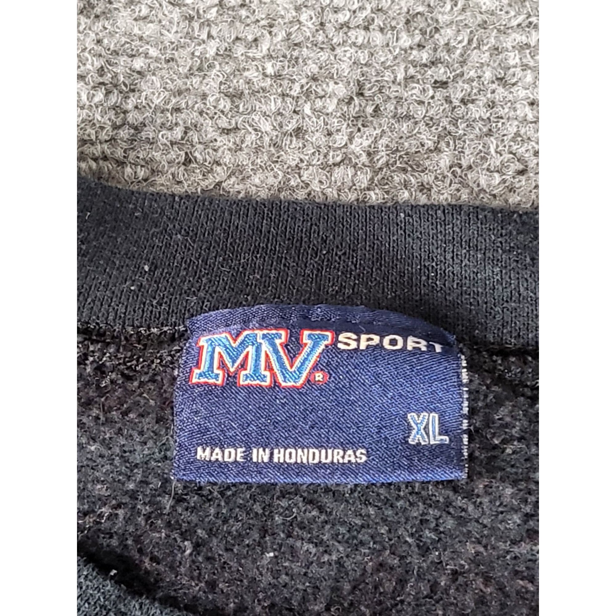Vintage Vintage St. Cloud State University Sweatshirt Men Sz XL MV S Size US XL / EU 56 / 4 - 6 Thumbnail