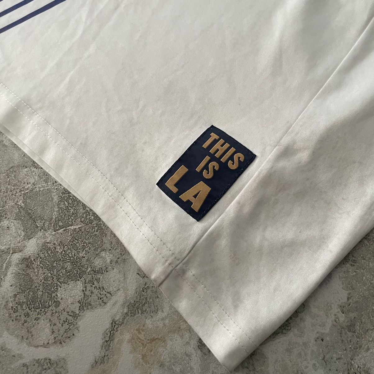 Adidas Retro LA GALAXY tee Adidas away jersey 90s Beckham Herbalife Size US XL / EU 56 / 4 - 3 Thumbnail