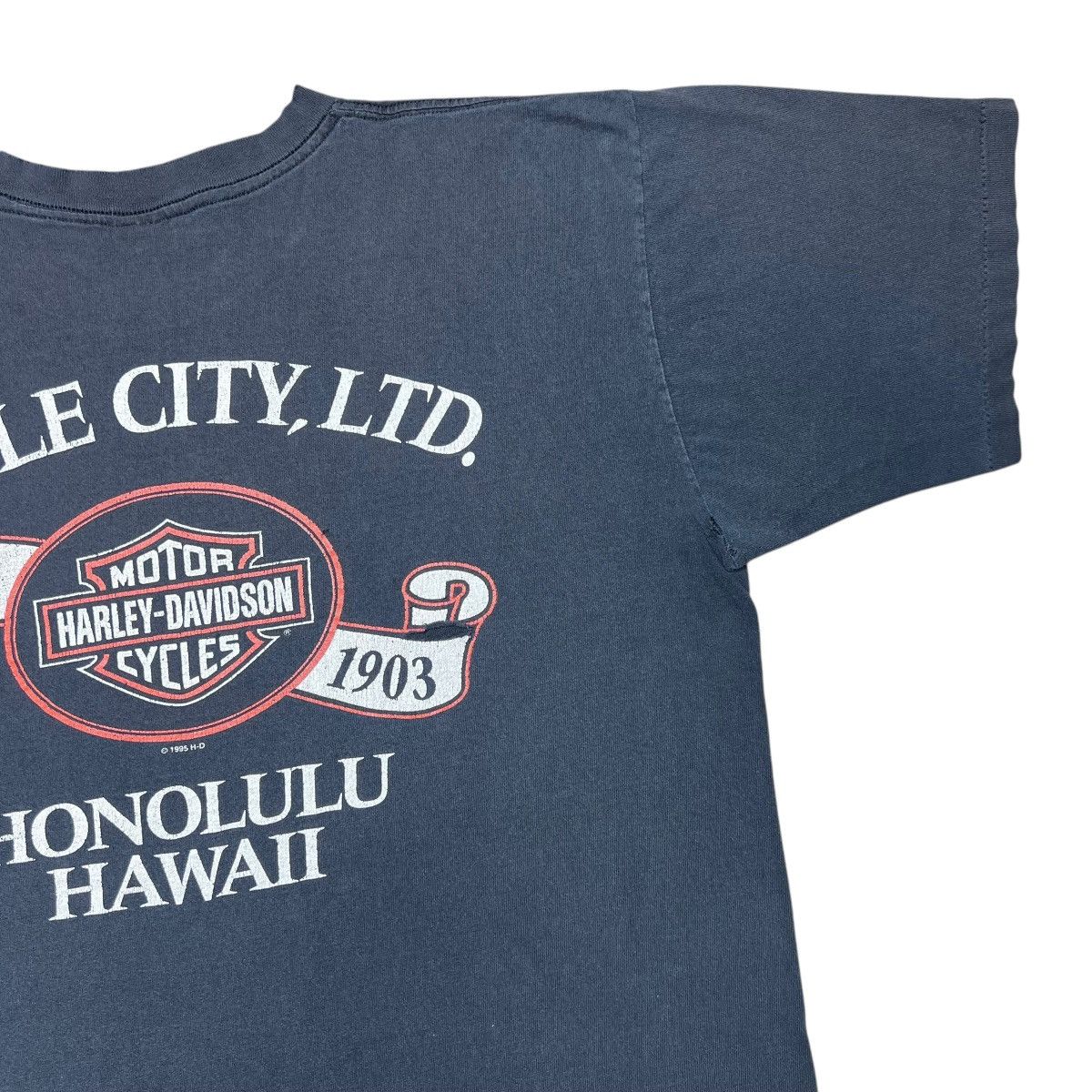Harley Davidson × Vintage 1995 Harley Davidson Motorcycle Honolulu Hawaii Graphic Tee Size US XL / EU 56 / 4 - 13 Thumbnail