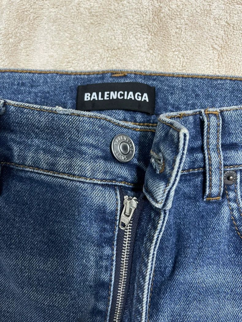 Balenciaga Balenciaga Distressed Denim Pants Size US 30 / EU 46 - 6 Thumbnail