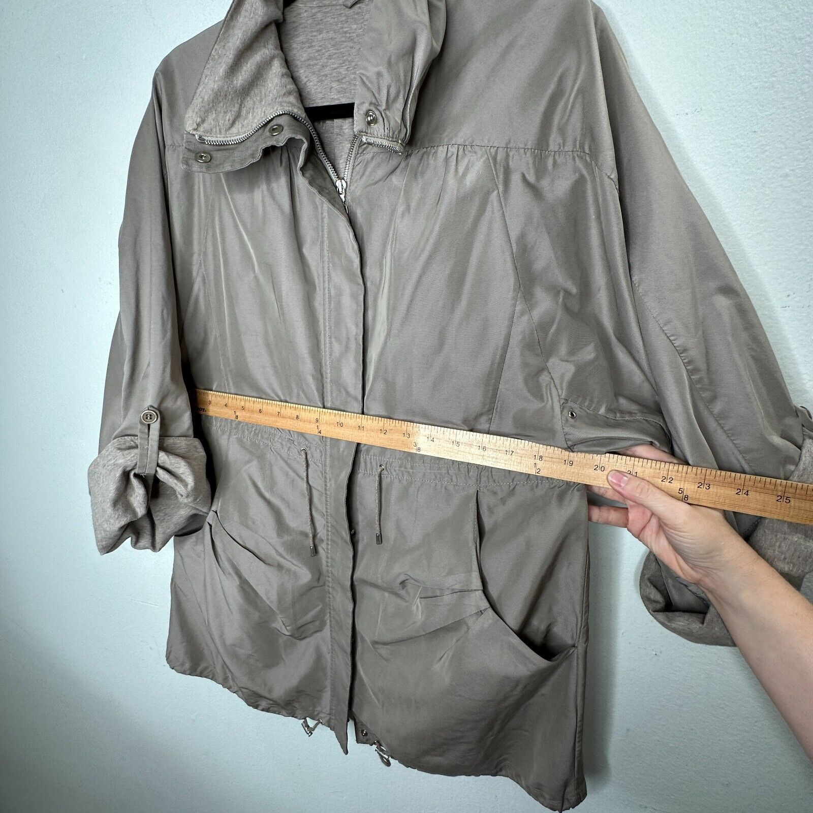Brunello Cucinelli Brunello Cucinelli Taupe Snap Zip Cinch-Waist Jacket 46 Size L / US 10 / IT 46 - 12 Thumbnail