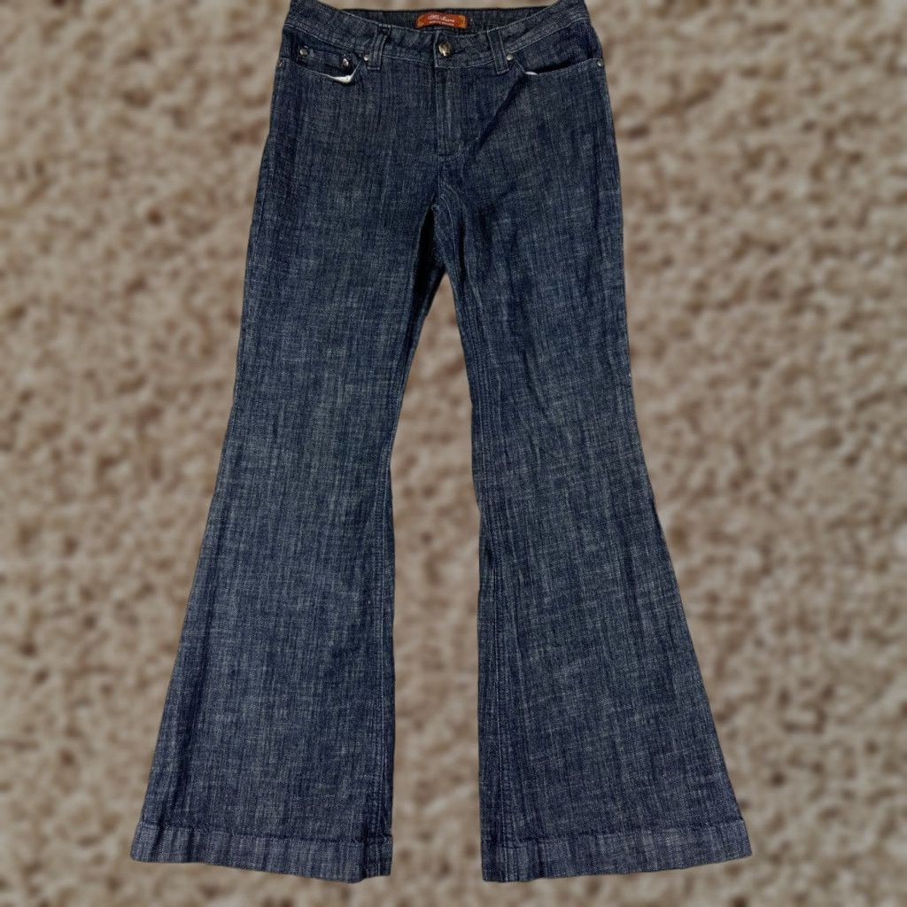 Forever 21 FOREVER 21 Jeans Womens Flared Denim Dark Blue 28x32 8 Mid Rise 5-Pocket Cotton Blend Western US Made 28 32 Girls Womens Size 30" / US 8 / IT 44 - 1 Thumbnail