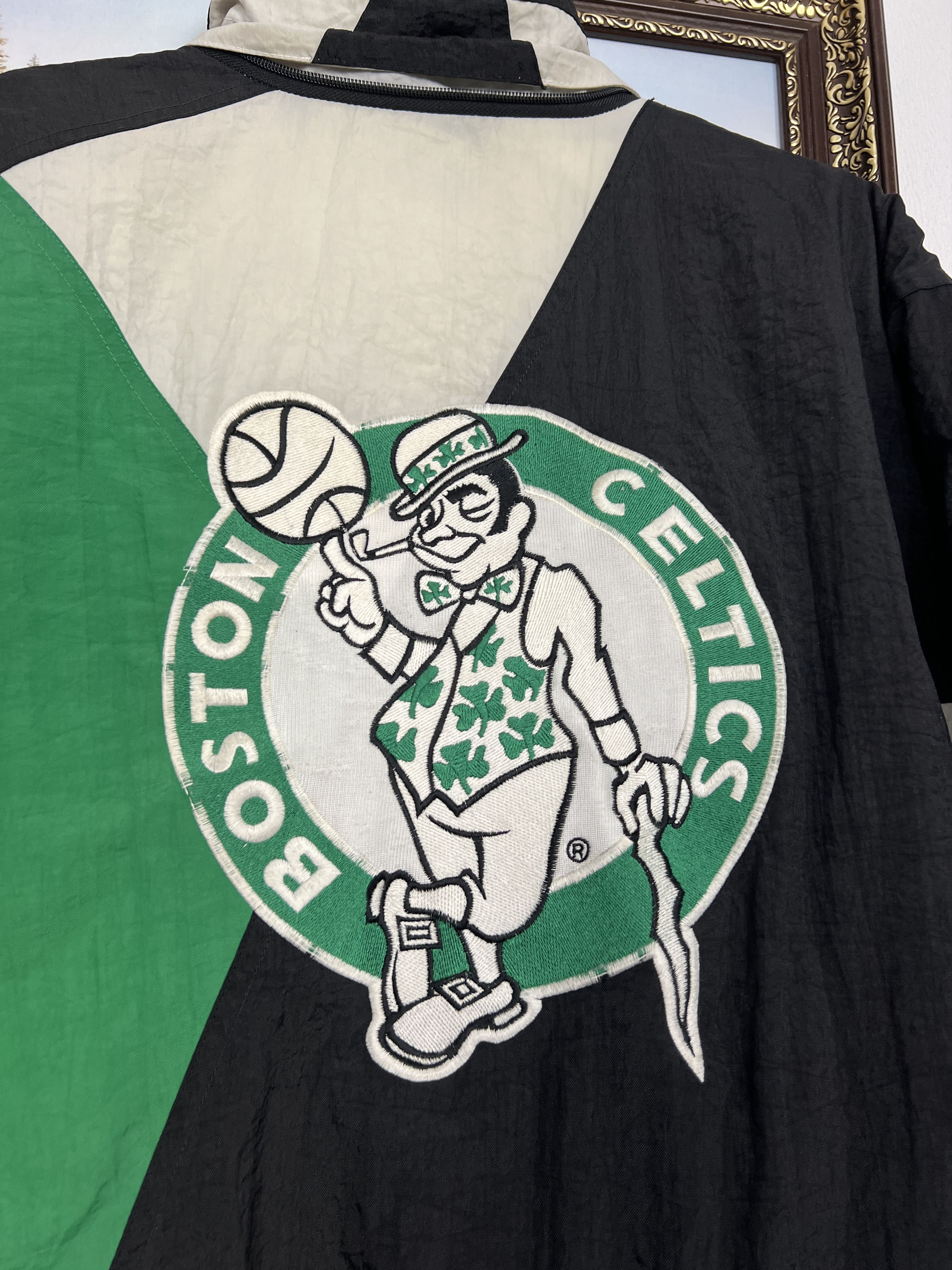Apex One Vintage 90's Boston Celtics NBA Bomber Jacket Rare Hype Size US L / EU 52-54 / 3 - 2 Thumbnail