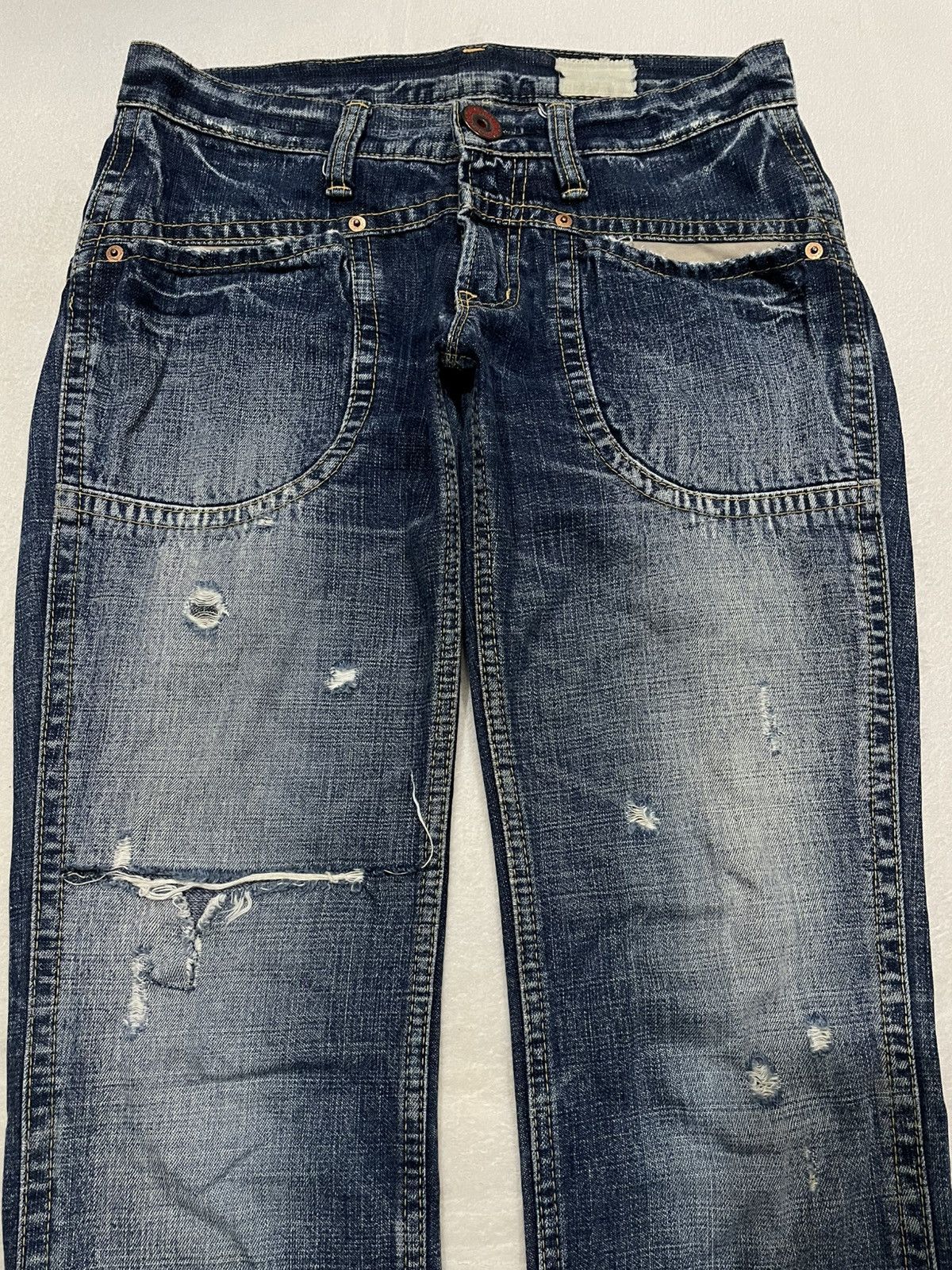 Japanese Brand Vintage Japanese Brand Straight Cut Distressed Faded Jeans Size US 30 / EU 46 - 2 Thumbnail