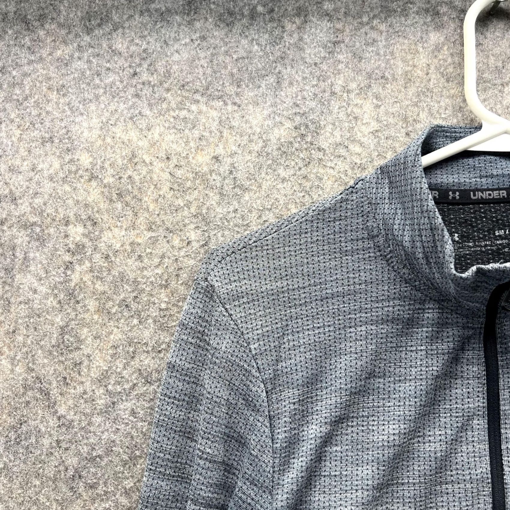 Under Armour Under Armour Sweater Women Small Gray 1/4 Zip Heatgear Mock Neck Pullover Sweatshirt Size S / US 4 / IT 40 - 3 Thumbnail