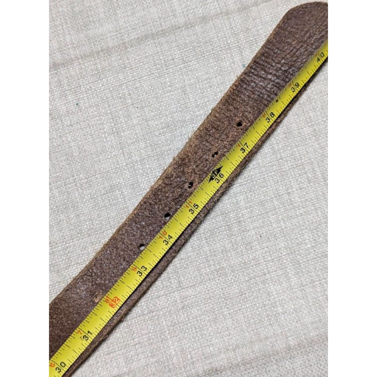 American Eagle Outfitters VINTAGE american eagle belt COWHIDE full grain leather 34 buckle WESTERN Brown Womens Regular 1-5/8" width 34/35 pattern Patina 90s decade Size ONE SIZE - 6 Thumbnail