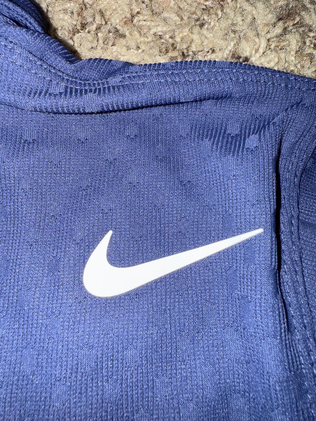 Nike Nike Women’s Tour Blue Dri-FIT ADV Golf Long Sleeve Polo Shirt MSRP $90 Size M / US 6-8 / IT 42-44 - 7 Thumbnail