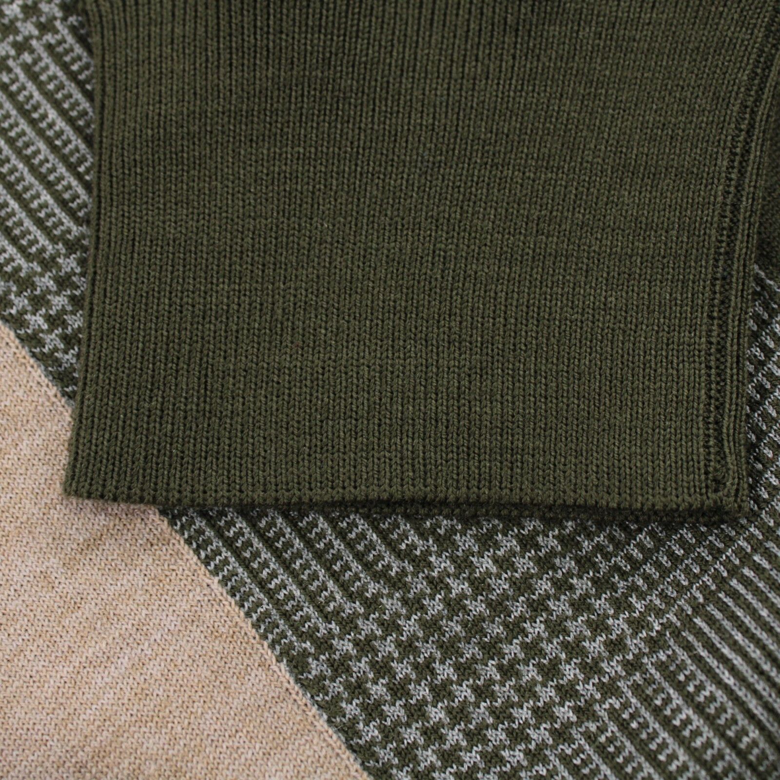 Luciano Barbera Luciano Barbera Sweater Size US M in Green Size US M / EU 48-50 / 2 - 2 Thumbnail