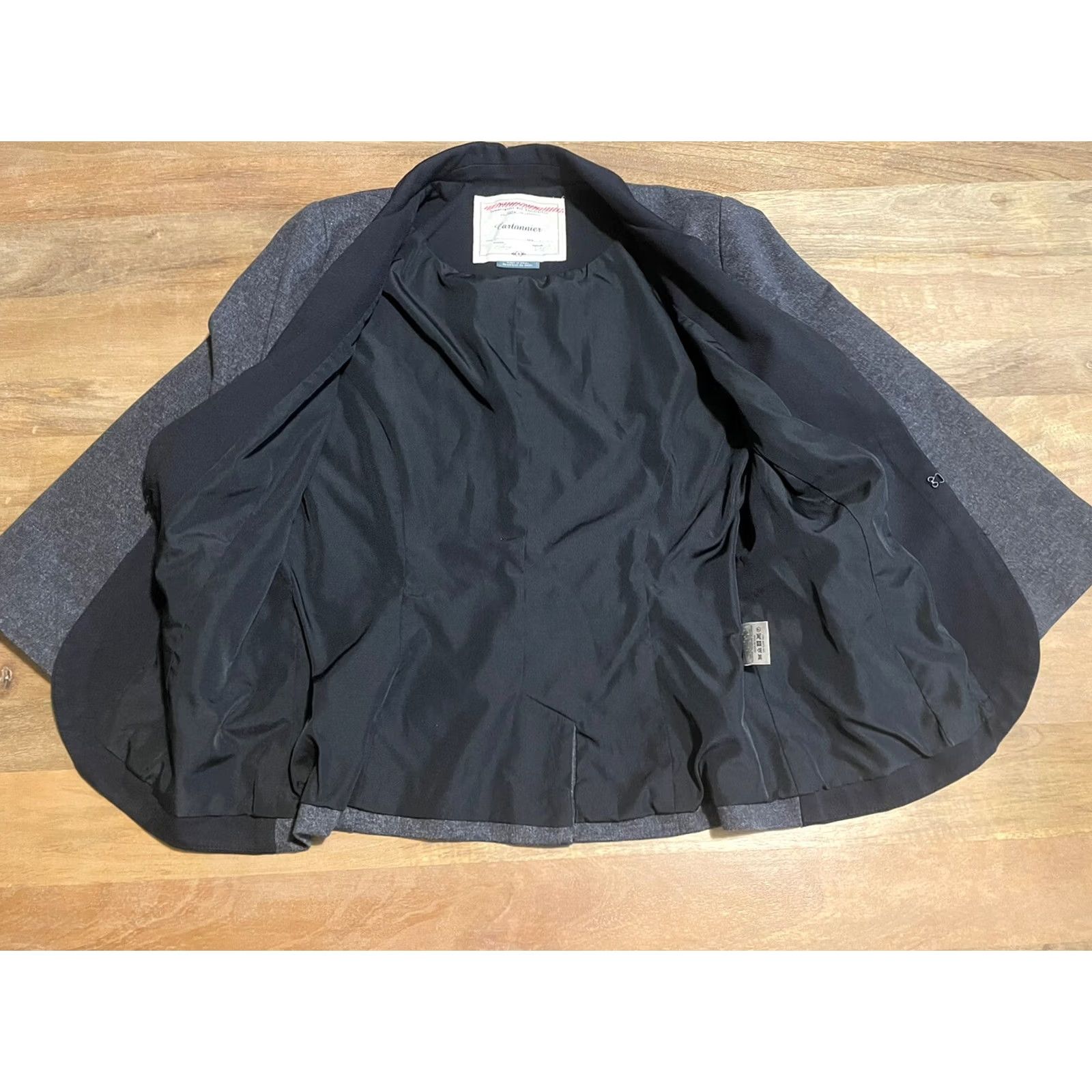 Anthropologie Cartonnier Blazer Women’s Gray Black Trim One Button Ruffle Jacket Size 4 Size S / US 4 / IT 40 - 2 Thumbnail