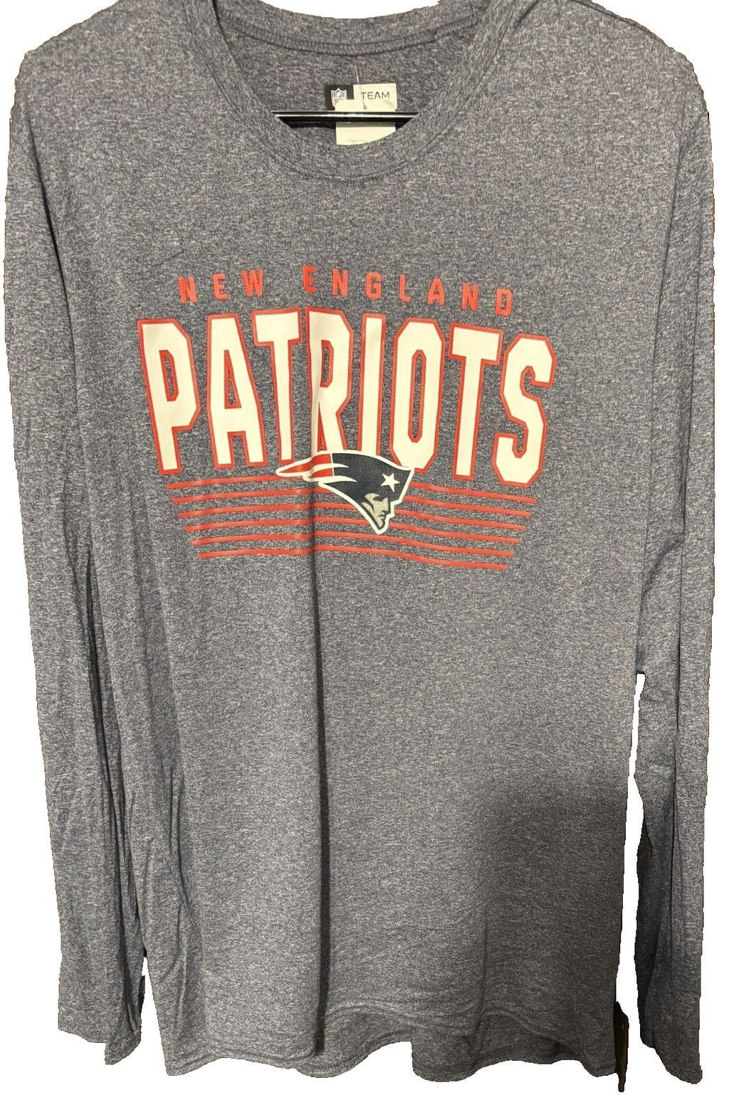 The Unbranded Brand New England Patriots L/S T-Shirt Men XL Blue New With Tags Size US XL / EU 56 / 4 - 1 Thumbnail