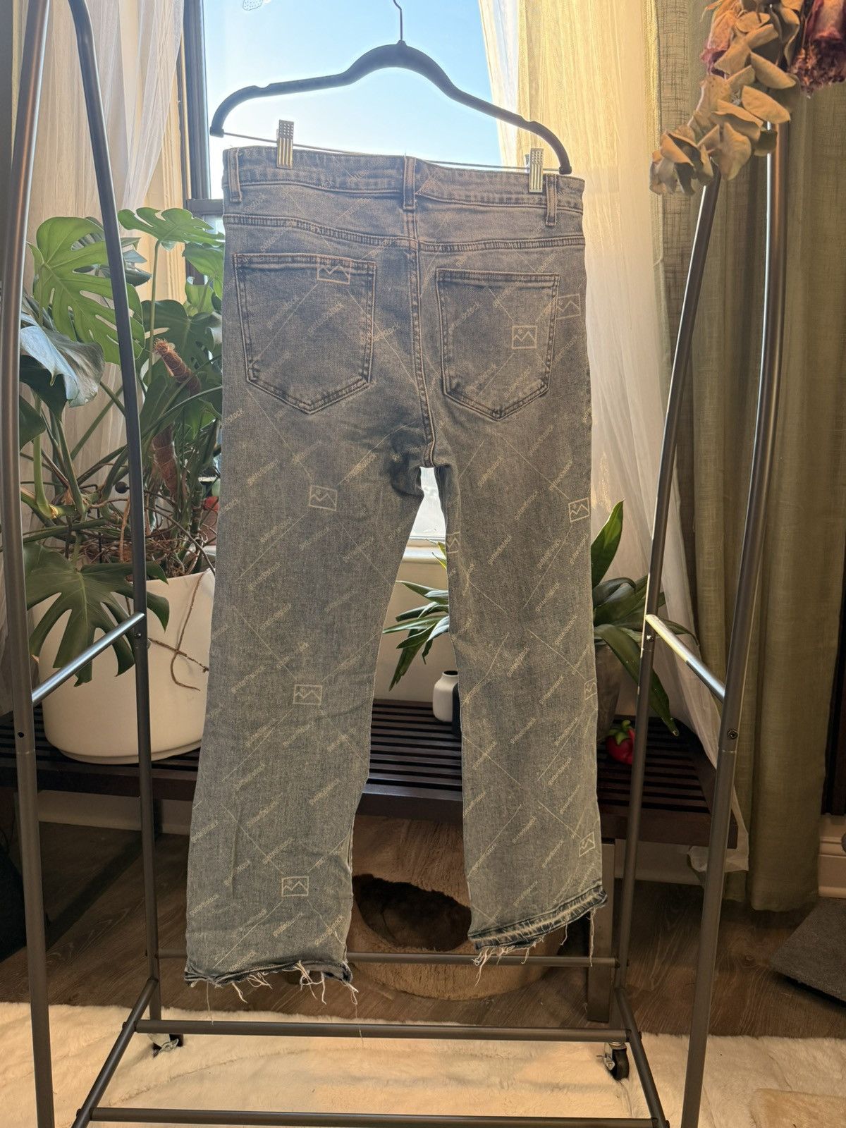 Other Raised Online Gutterstock Watermark Jeans Size US 34 / EU 50 - 4 Thumbnail