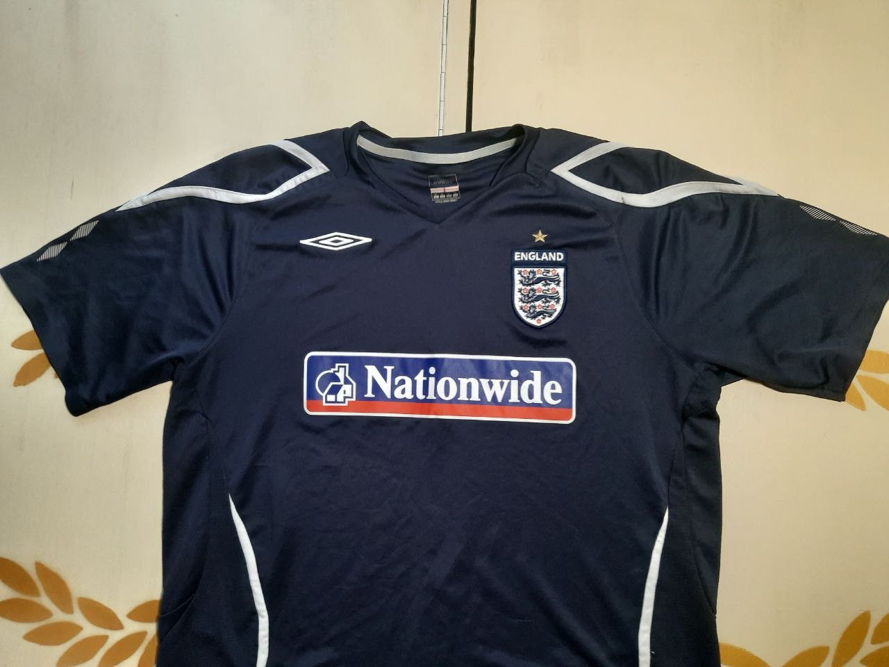 Umbro Umbro England Jersey 2006-2007 Size US XL / EU 56 / 4 - 5 Thumbnail