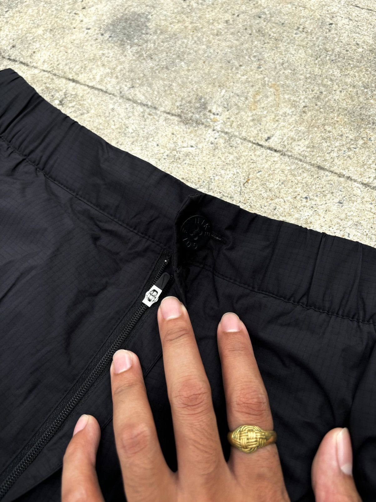 Nike Vintage Nike Golf Track Pants Nylon 30-33 Size US 30 / EU 46 - 4 Thumbnail