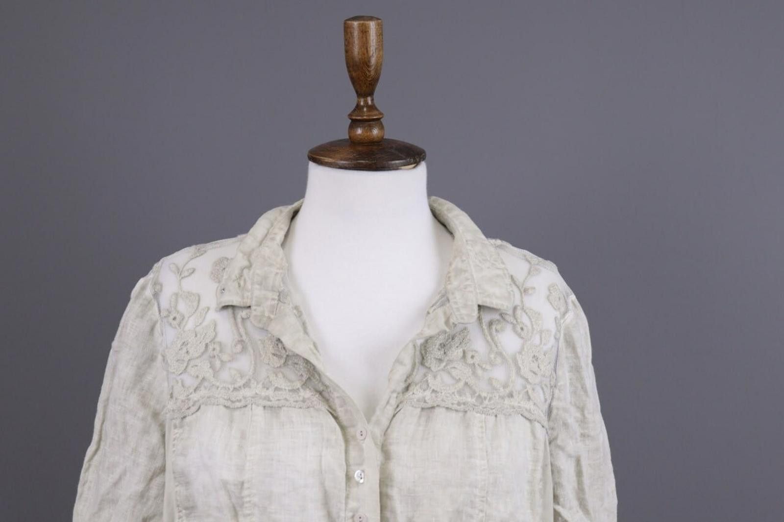 Designer Bottega Beige Mesh Floral Shirt Blouse Tunic Size M Size M / US 6-8 / IT 42-44 - 2 Thumbnail