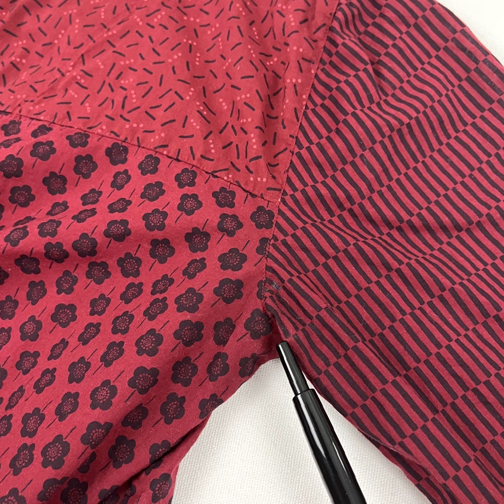 Vintage Gudrun Sjoden Tunic Blouse Womens M Red Organic Cotton Artsy Whimsical Floral 3/4 Sleeve Casual Shirt, Regular Fit, 100% Cotton Women’s Medium Red Size M / US 6-8 / IT 42-44 - 7 Thumbnail