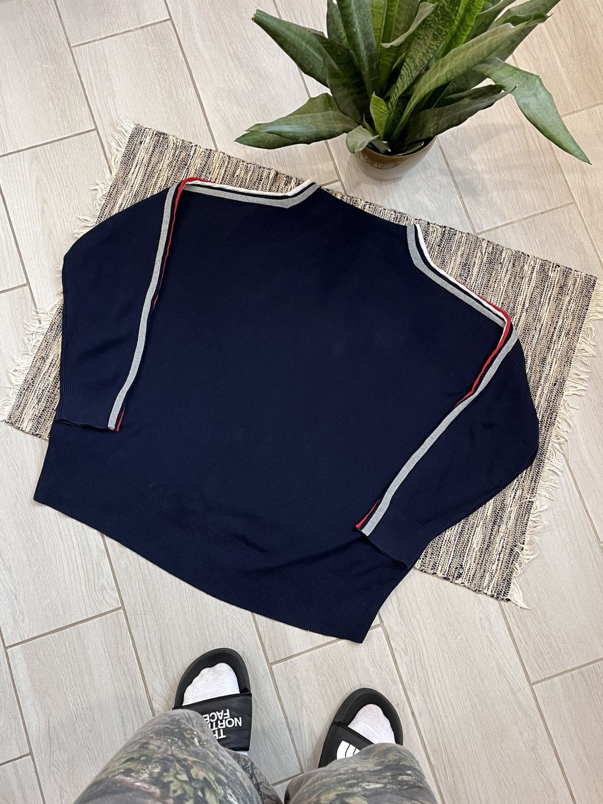 Tommy Hilfiger Vintage Tommy Hilfiger Sweater Oversize navy minimalistic Size US XL / EU 56 / 4 - 2 Thumbnail