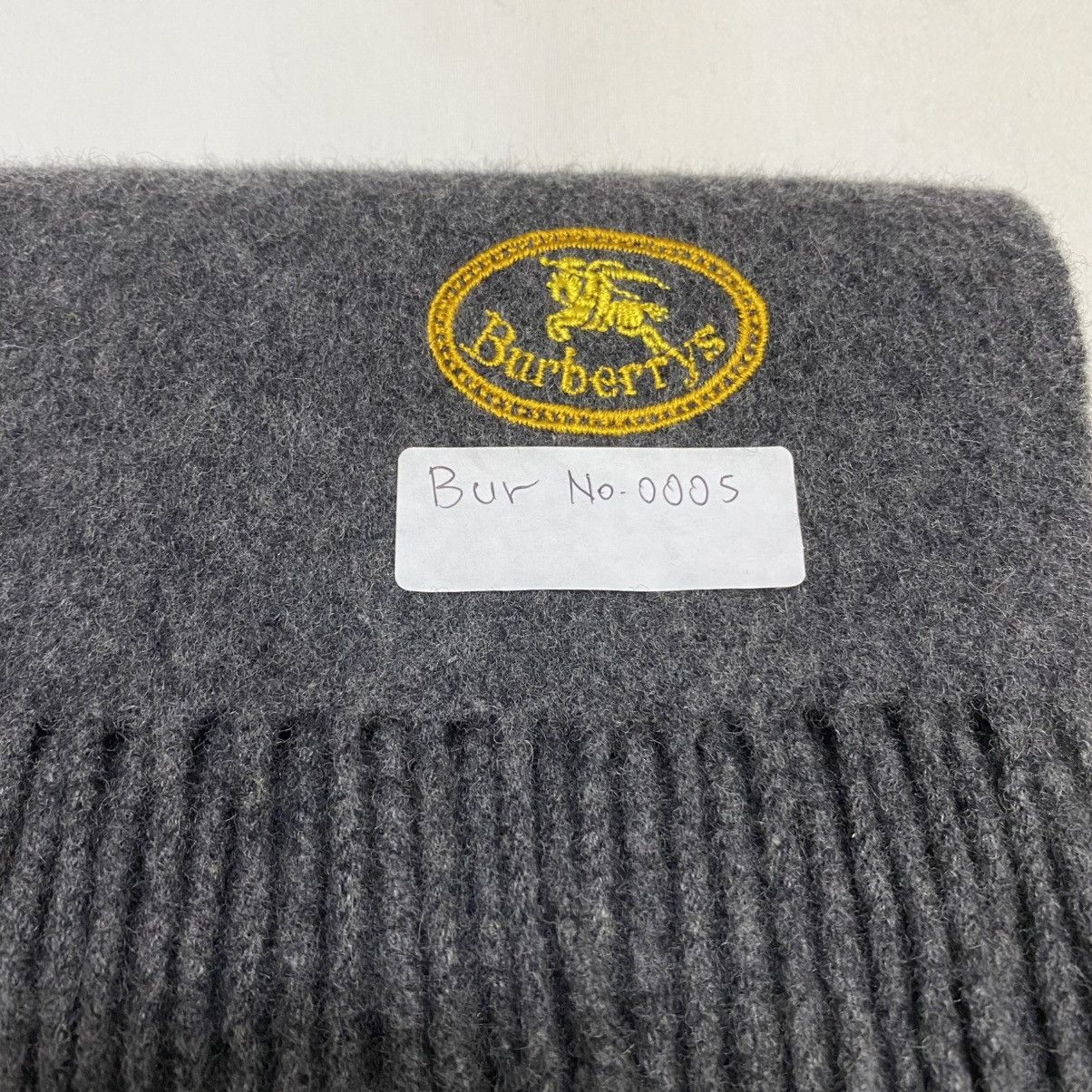 Burberry BURBERRYS SCARF MUFFLER BUR005 Size ONE SIZE - 8 Thumbnail