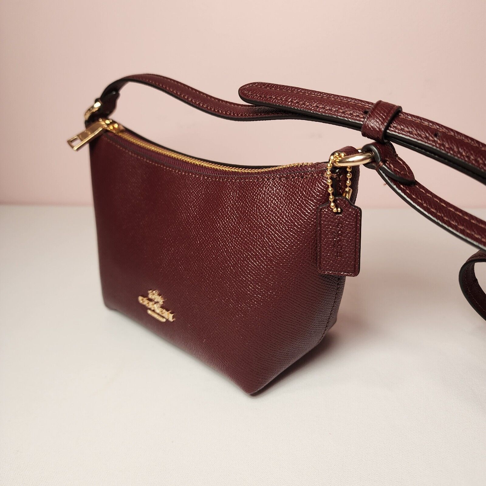 Coach NWT Coach CW390 Zip Top Shoulder Bag Leather Merlot Size ONE SIZE - 2 Thumbnail
