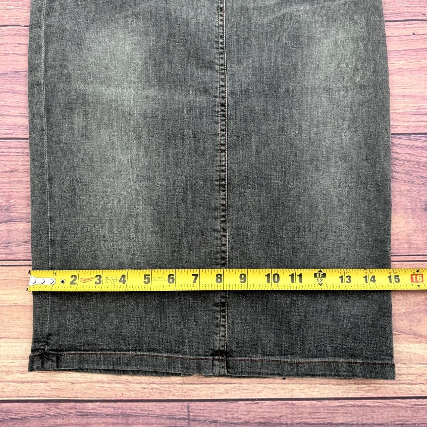 Miss Sixty VINTAGE Miss Sixty Skirt Denim Gray Soul Skirt S Regular Women's Gray Soul mood Vintage 1990s? (omit) Size 28" / US 6 / IT 42 - 6 Thumbnail
