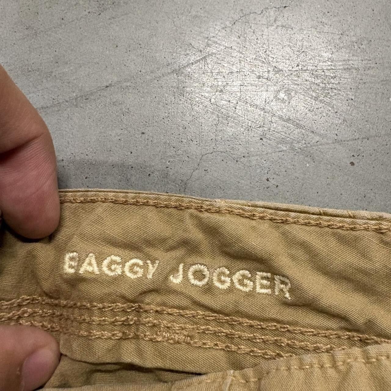 Vintage Crazy Vintage Y2K/2000s Baggy Skater Style Khaki Jogger Cargo Pants! Size US 27 - 6 Thumbnail