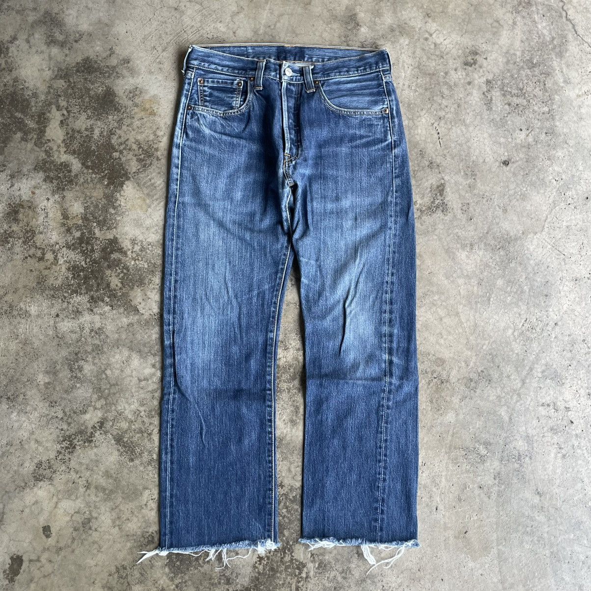 Levi's Vintage Clothing 🔥Vintage Levis 501 Stoned Washed Distress Denim Jeans Size US 31 - 1 Thumbnail