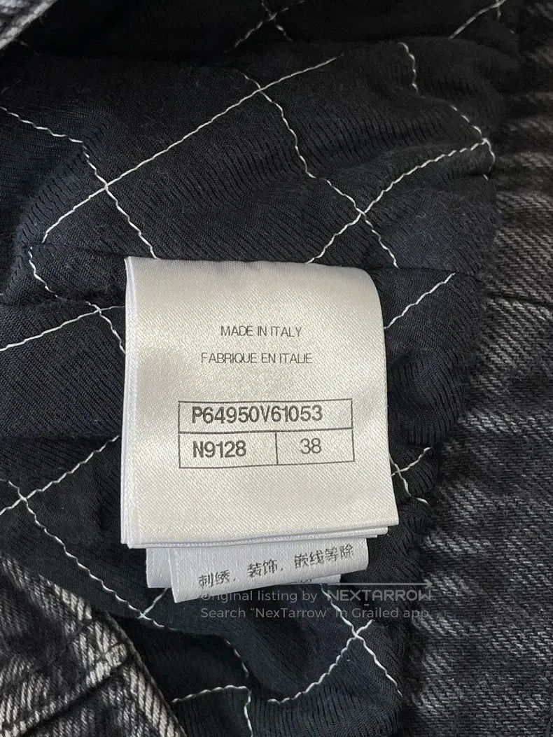 Chanel Chanel Black cotton denim gold-buttoned jacket Size XS / US 0-2 / IT 36-38 - 7 Thumbnail